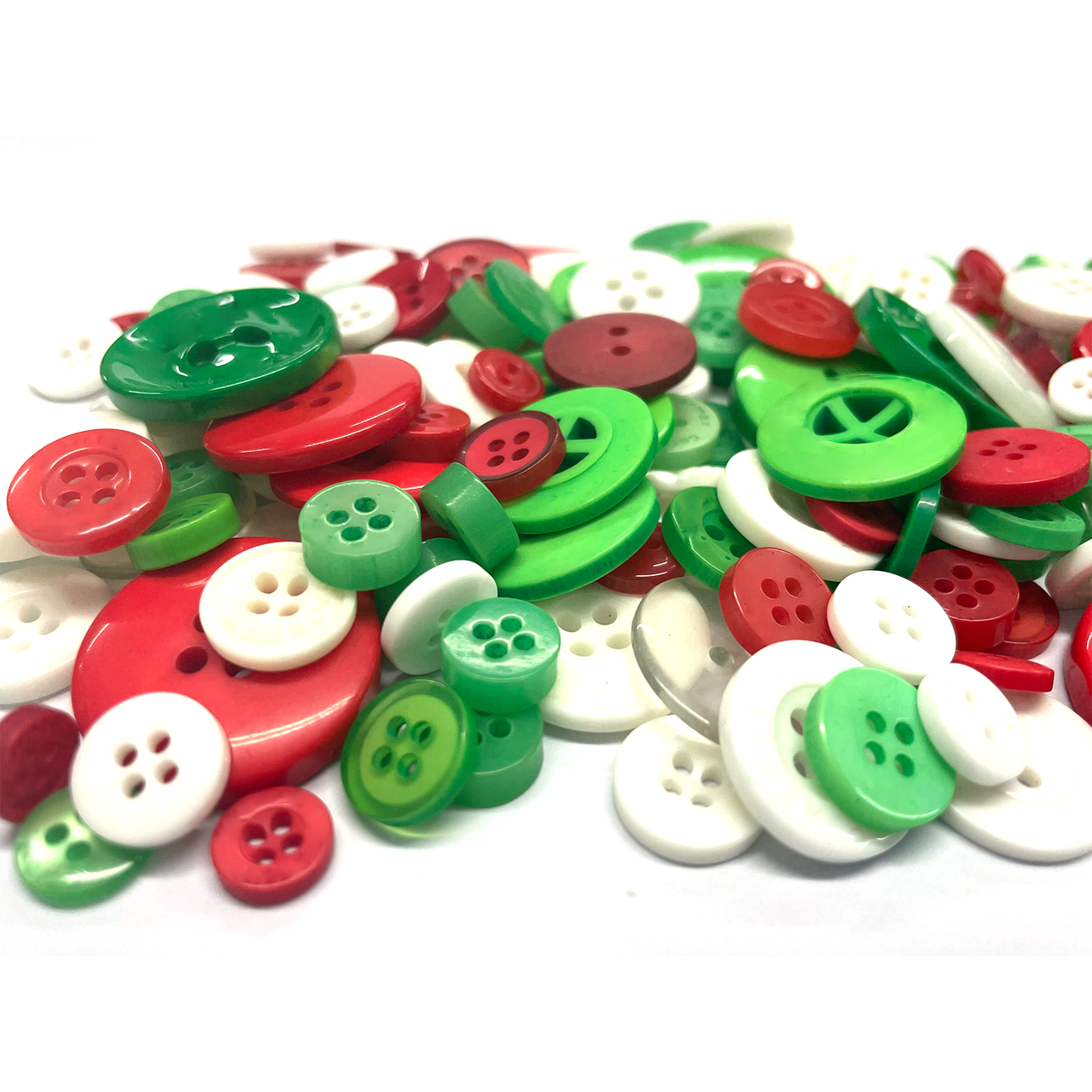Green, Red & White Buttons in Mixed Sizes - 100g Bag