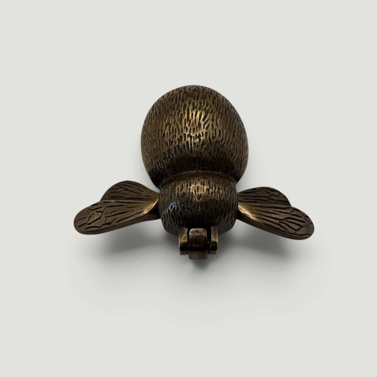 Bumble Bee Knocker – Aged Brass