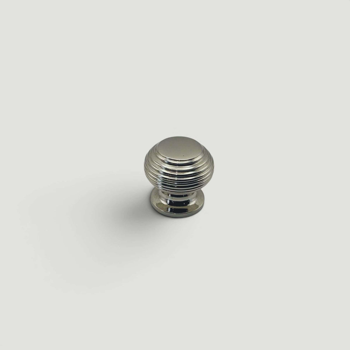 Beehive Cupboard Knob 30mm – Polished Nickel
