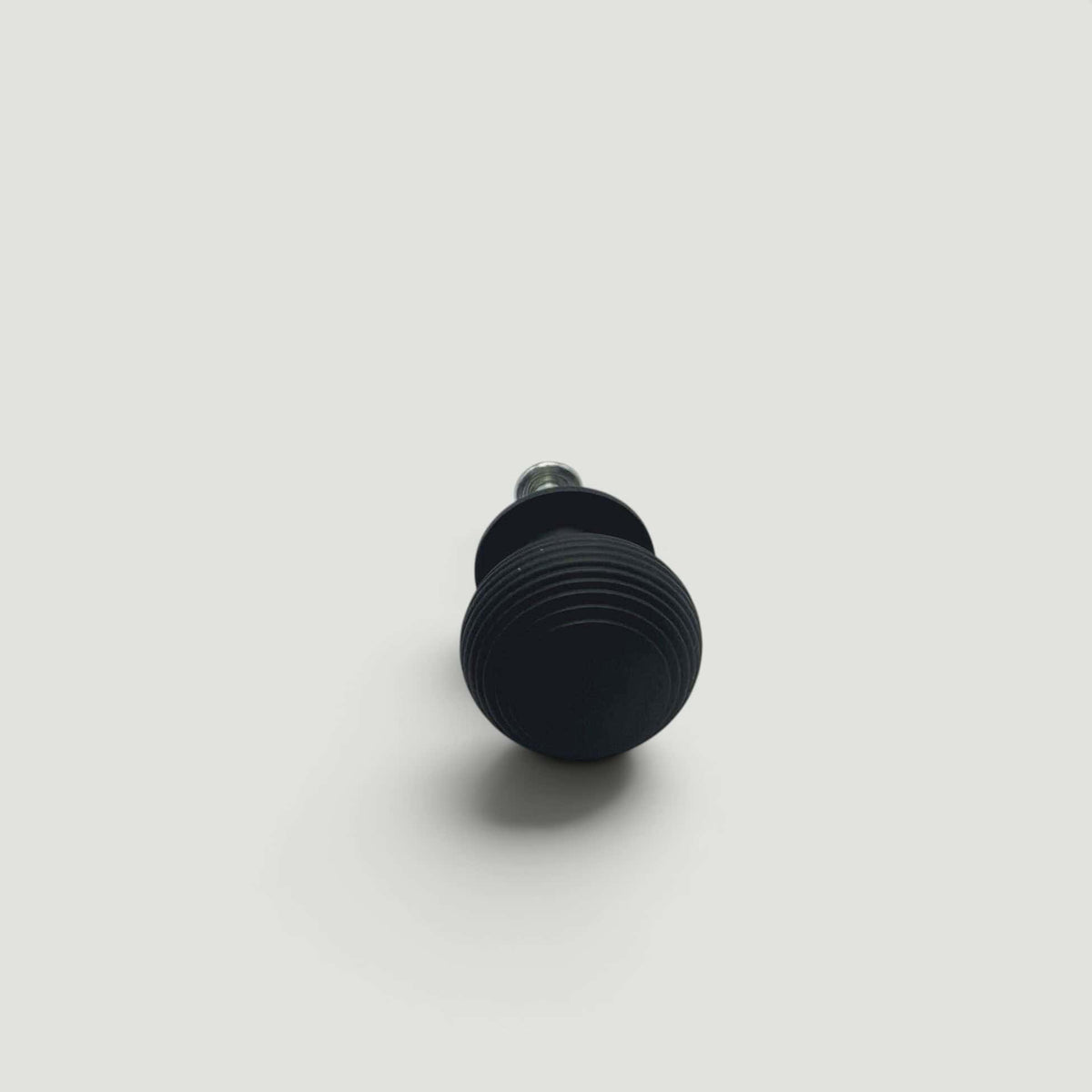 Beehive Cupboard Knob 30mm – Black