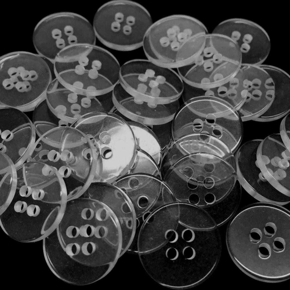 4-Hole Plastic Buttons - Clear
