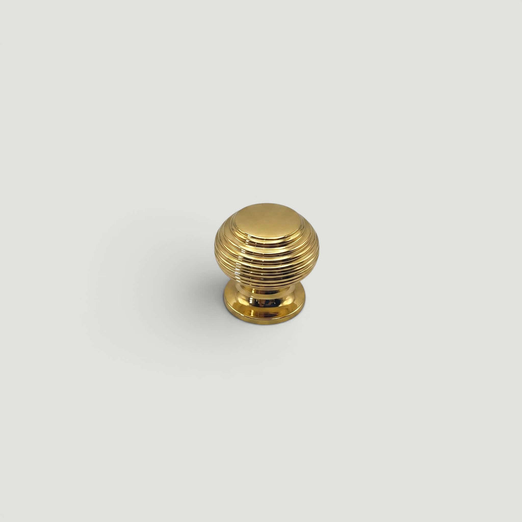 Beehive Cupboard Knob 30mm – Bronze