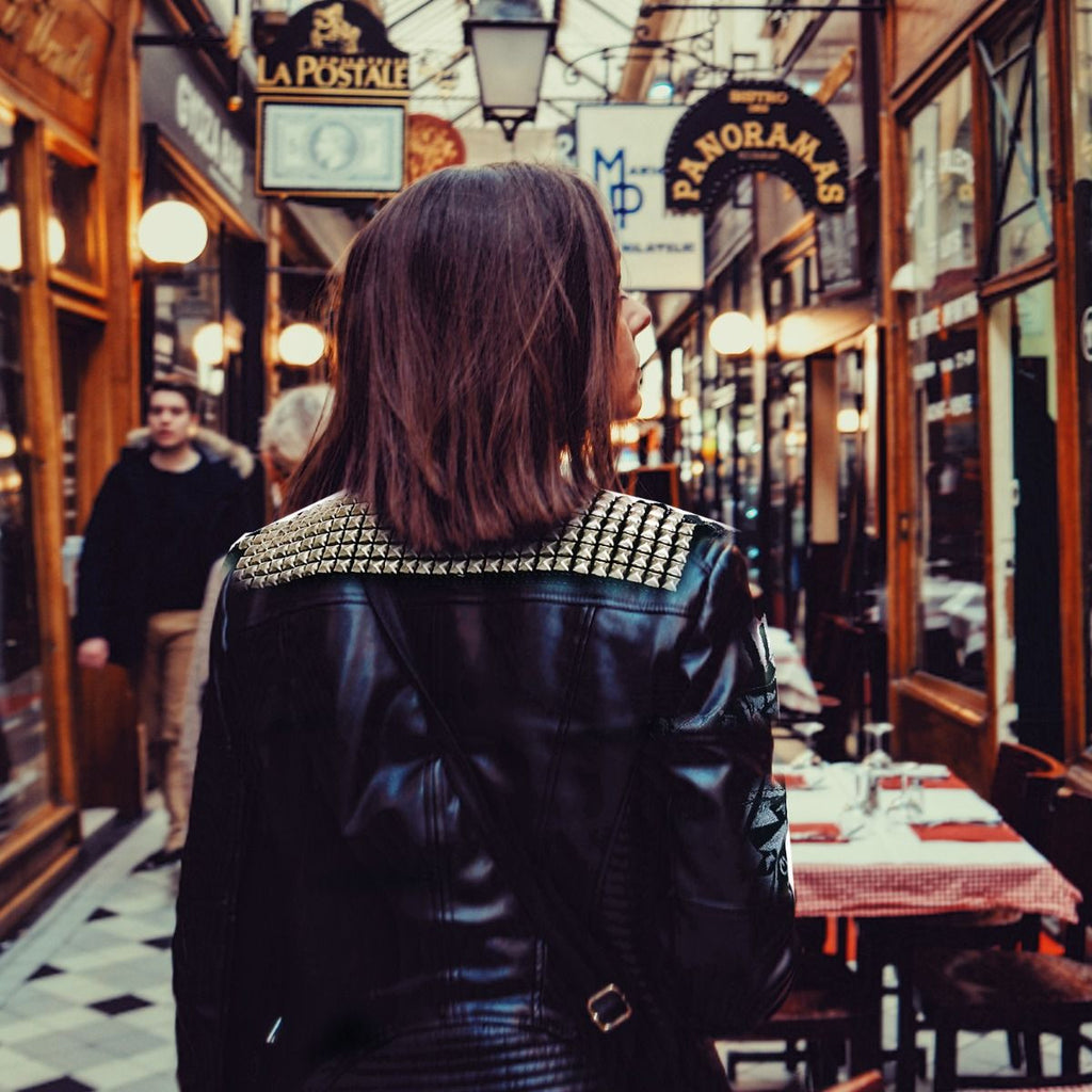 High-Cone Pyramids with Pins (Pack of 50)