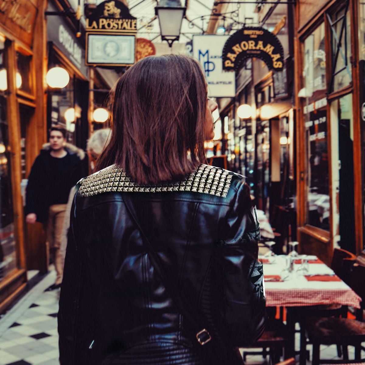 High-Cone Pyramids with Pins (Pack of 50)